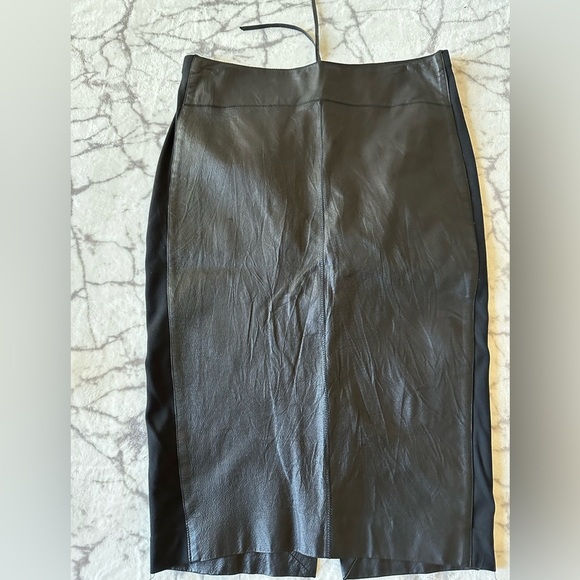 Vintage Witchy Black Leather Skirt Womens 10 Whimsigoth Midi Dark Academia Punk - Picture 1 of 8